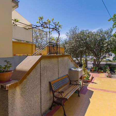 Apartment Oleander Mali Lošinj Esterno foto