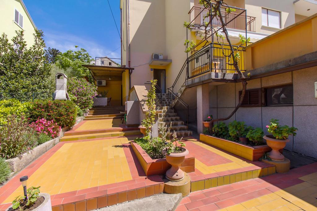 Apartment Oleander Mali Lošinj Esterno foto