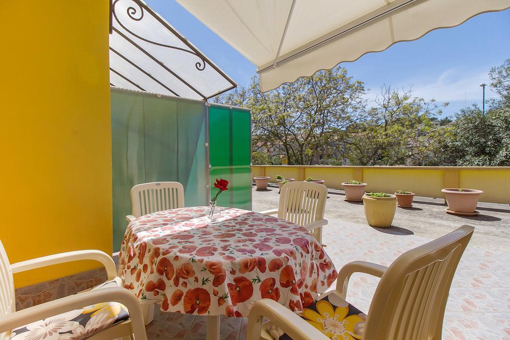Apartment Oleander Mali Lošinj Esterno foto